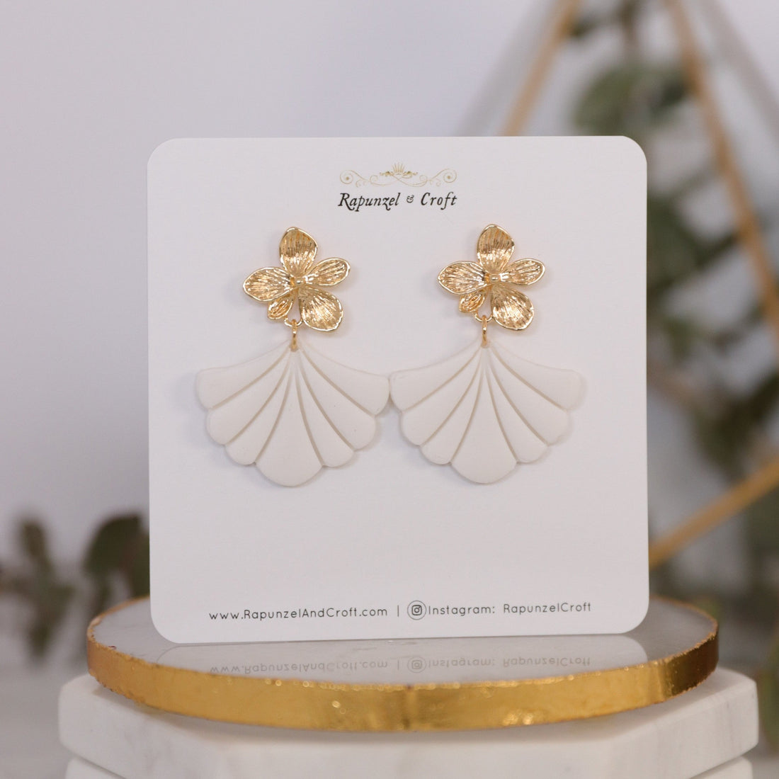 FLOWER SCALLOP dangle earrings