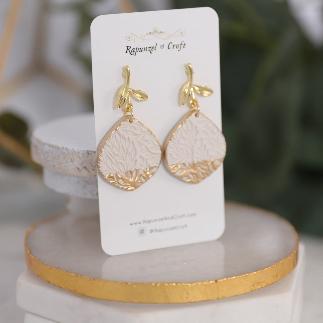 BLOOMING LEAVES dangle earrings