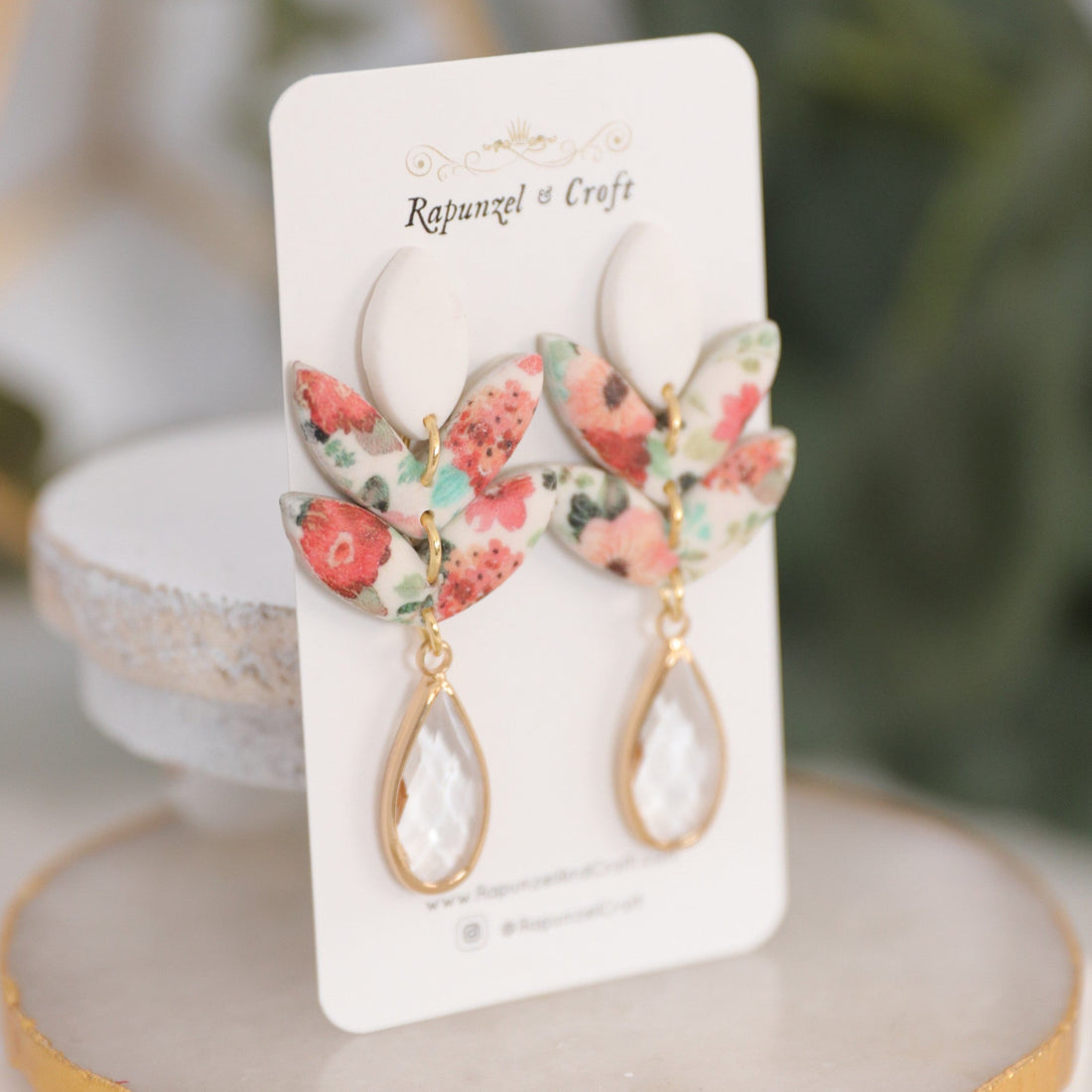 SPARKLING GARDEN FLORAL earrings