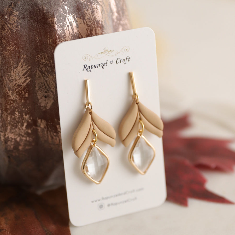 ELEGANT DEW LEAVES earrings