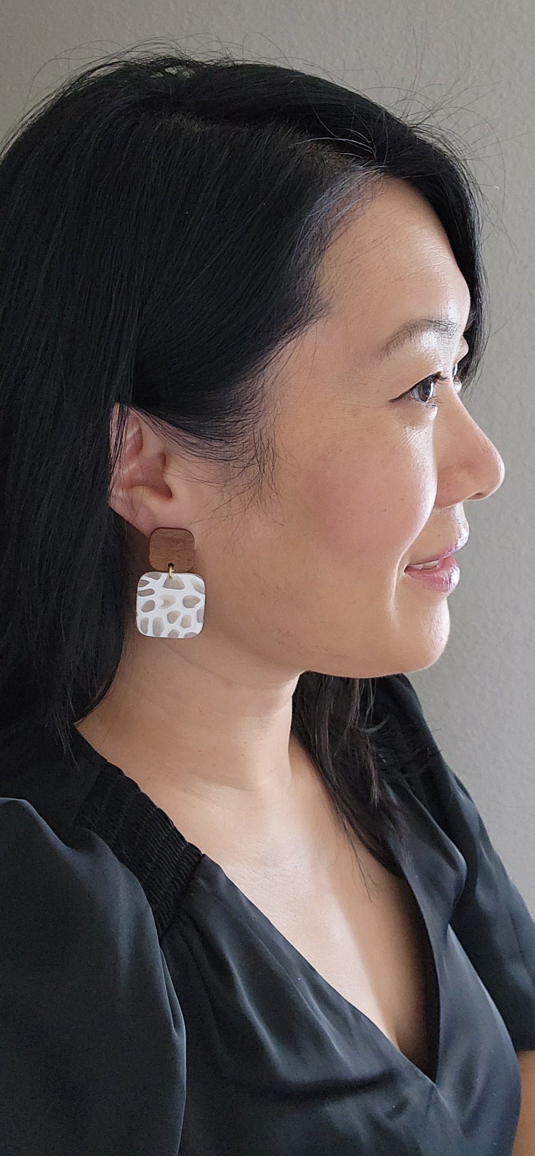 SARA drop earrings